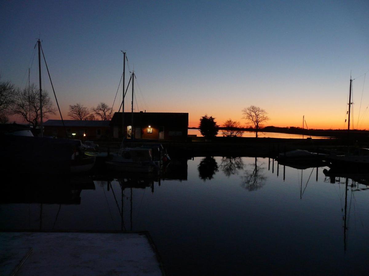 Apartmán Haus Am Teich - Teichblick Fehmarn Exteriér fotografie